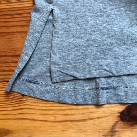 Lululemon Gray Split Side Racerback Tank Top, EUC, 6 - Picture 4 of 9